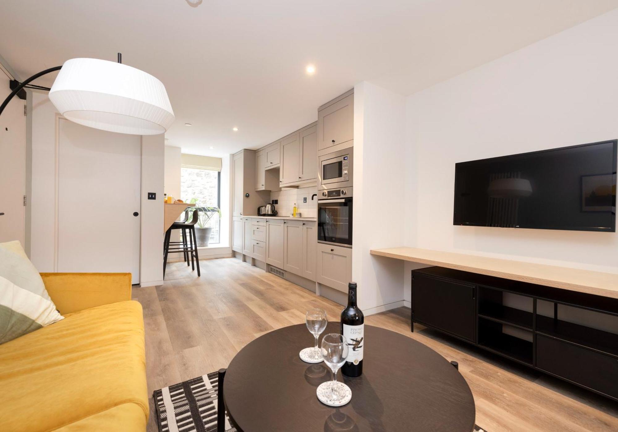 Charming Studios Near Holyrood Park & Calton Hill Edinburg Rum bild