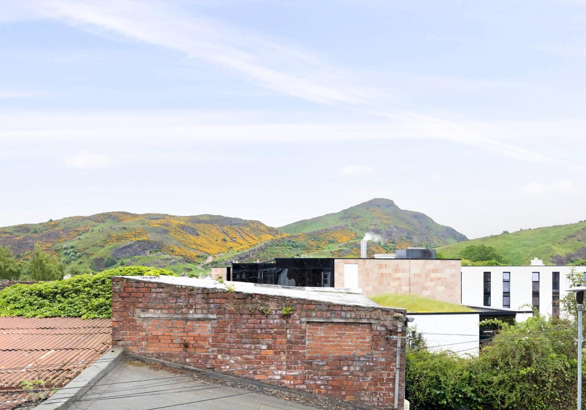 Charming Studios Near Holyrood Park & Calton Hill Edinburg Rum bild